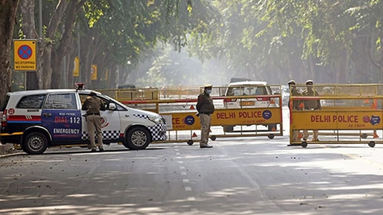 Food delivery agent in the capital murdered by slitting his throat at his Delhi home