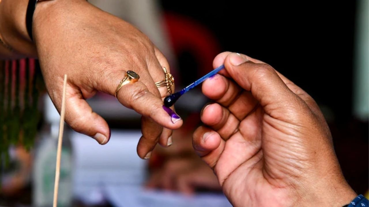 UP Lok Sabha Election, Phase 3 Live, Third phase Voting