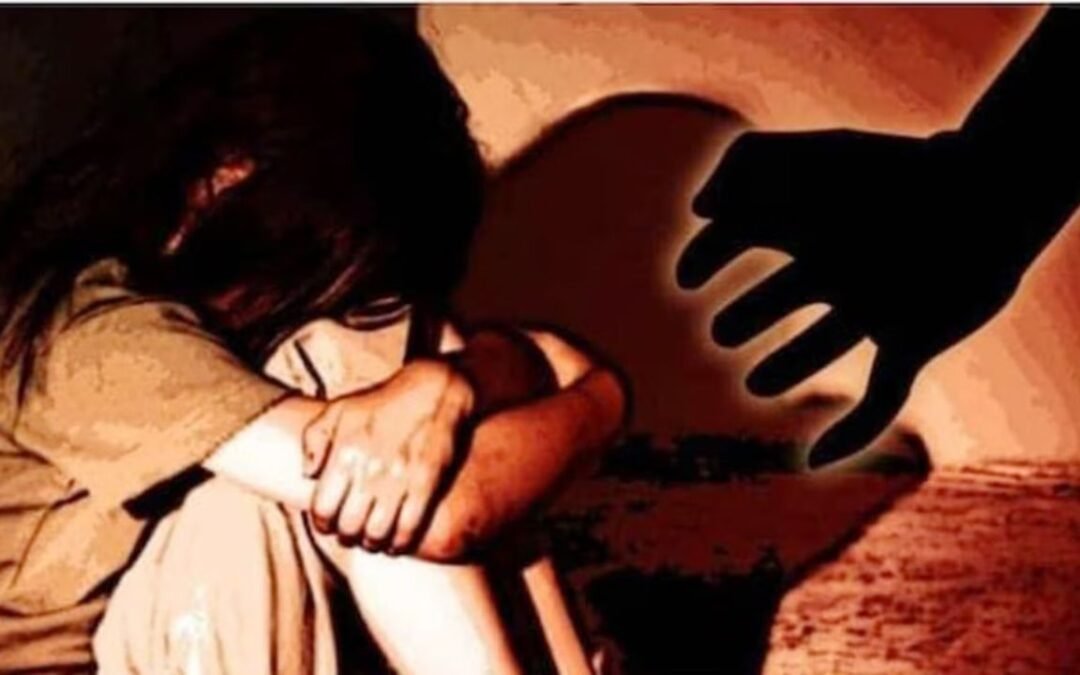 UP Crime: बकरी चराने गई किशोरी हुई हैवानियत का शिकार, 65 साल के बुजुर्ग ने 13 साल के मासूम के साथ किया दुष्कर्म