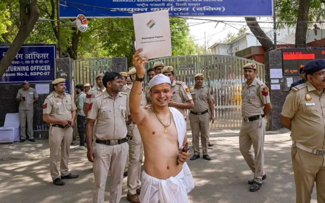 Lok Sabha Polls : तीसरे लिंग के उम्मीदवार ने दाखिल किया Nomination, जानिए कौन है राजन सिंह