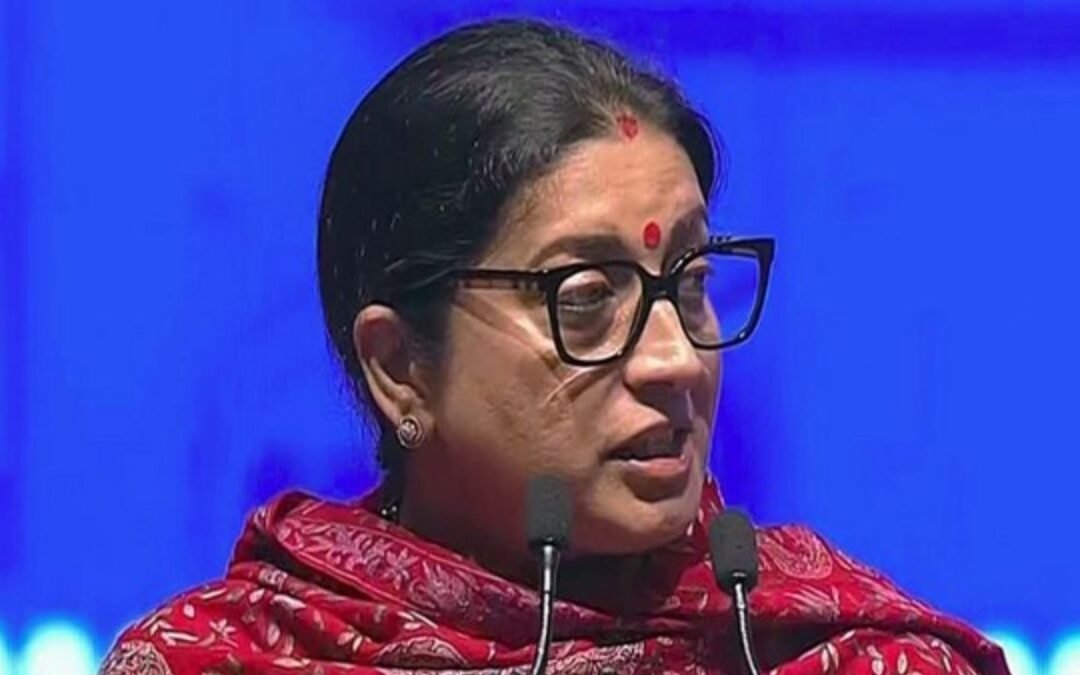 UP Lok Sabha Election: राहुल गांधी के रायबरेली से चुनाव लड़ने पर Smriti Irani का तंज कहा, कांग्रेस ने हार मान ली