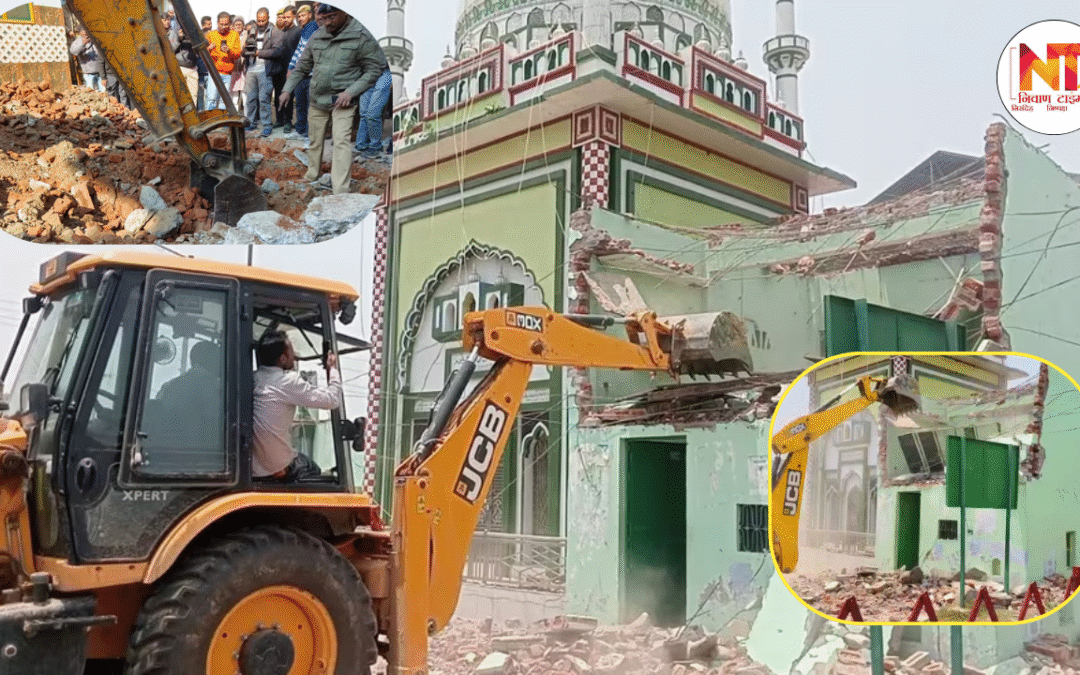 Sambhal Bulldozer Action: दशहरे पर संभल में बुलडोजर एक्शन, मैरिज हॉल ढहा, मस्जिद का अगला नंबर, DM-SP मौके पर तैनात